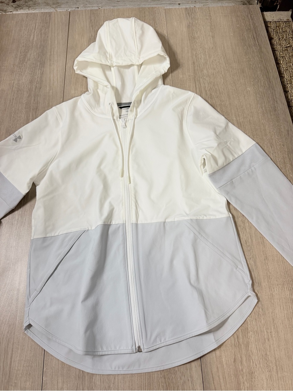 Under Armour White and Light Gray Hooded Windbreaker